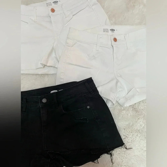 Old Navy White And Black Shorts Size 2 - Picture 1 of 6